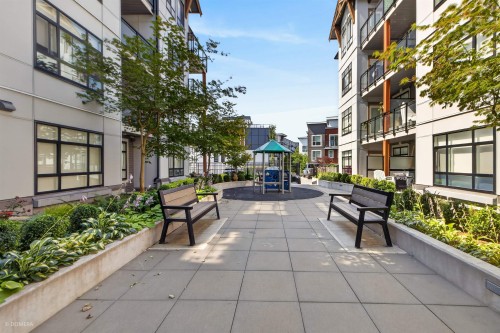 402-19945 Brydon Crescent, Langley, BC - Outdoor