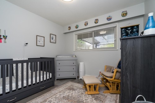 15669 20 Avenue, Surrey, BC - Indoor Photo Showing Bedroom