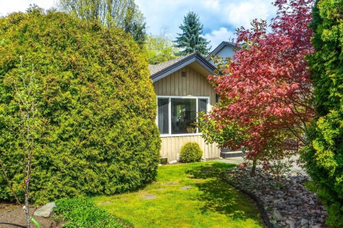 15669 20 Avenue, Surrey, BC - Outdoor