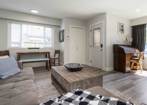 15669 20 Avenue, Surrey, BC - Indoor
