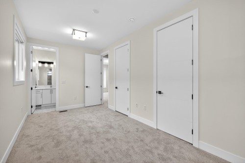 17126 1 Avenue, Surrey, BC 