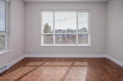 303-3192 Gladwin Road, Abbotsford, BC - Indoor Photo Showing Other Room