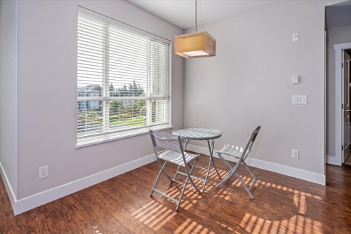 303-3192 Gladwin Road, Abbotsford, BC - Indoor