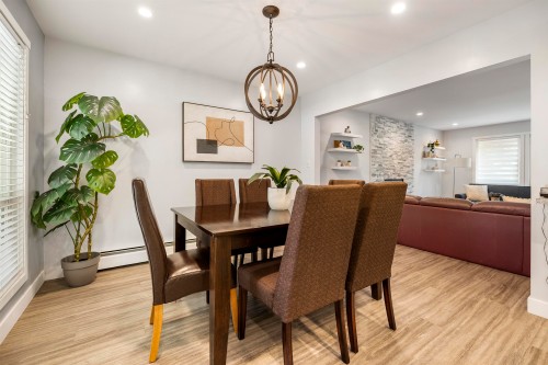 20179 37 Avenue, Langley, BC - Indoor Photo Showing Dining Room