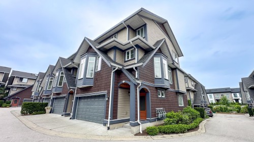 25-15977 26 Avenue, Surrey, BC - Outdoor With Facade