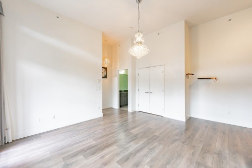 405-15628 104 Avenue, Surrey, BC - Indoor Photo Showing Other Room