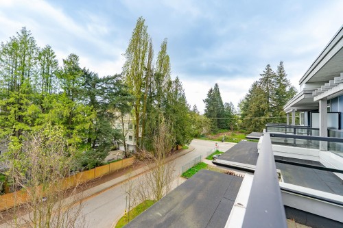 405-15628 104 Avenue, Surrey, BC - Outdoor