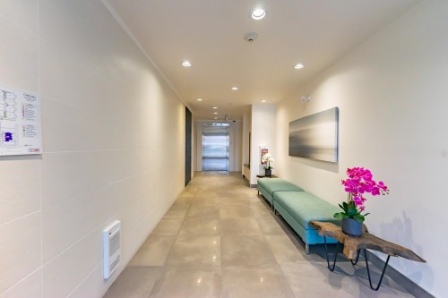 405-15628 104 Avenue, Surrey, BC - Indoor Photo Showing Other Room