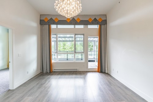 405-15628 104 Avenue, Surrey, BC - Indoor Photo Showing Other Room