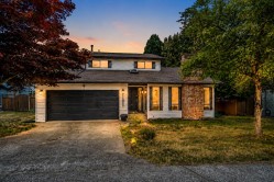 14956 20 Avenue Surrey, BC V4A 6T8