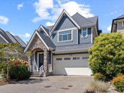 337 171a Street Surrey, BC V3Z 9P5