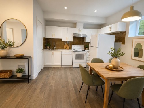 Basement-16487 103 Avenue , Surrey, BC V4N 1Y8 2