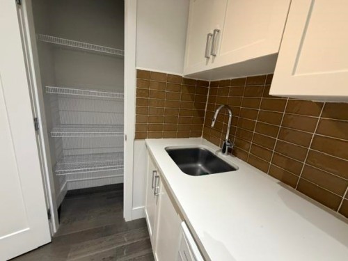 Basement-16487 103 Avenue , Surrey, BC V4N 1Y8 5
