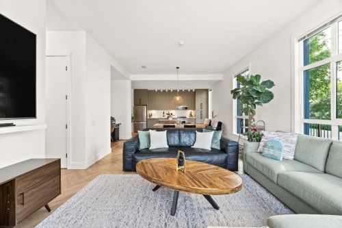 117-13993 105 Boulevard, Surrey, BC 