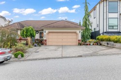 2830 Crossley Drive Abbotsford, BC V2T 5H4
