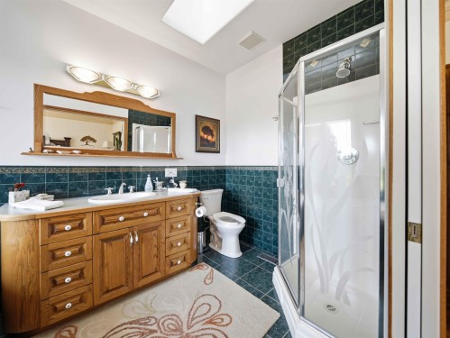 29068 Marsh Mccormick Road, Abbotsford, BC - Indoor Photo Showing Bathroom