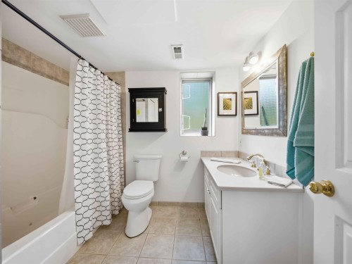 29068 Marsh Mccormick Road, Abbotsford, BC - Indoor Photo Showing Bathroom
