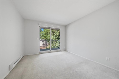 210-2963 Nelson Place, Abbotsford, BC - Indoor Photo Showing Other Room