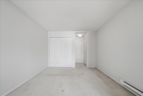 210-2963 Nelson Place, Abbotsford, BC - Indoor Photo Showing Other Room