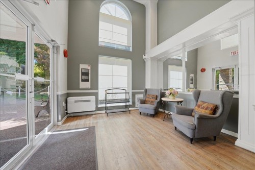 210-2963 Nelson Place, Abbotsford, BC - Indoor