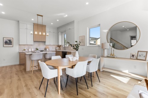 102-16761 21 Avenue, Surrey, BC - Indoor Photo Showing Dining Room