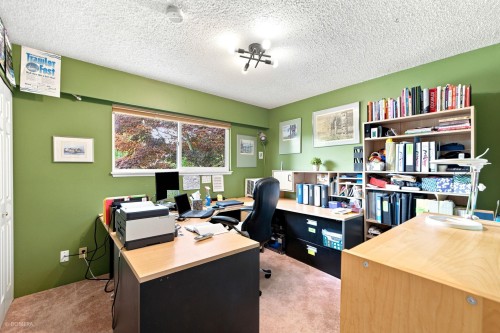 15467 Poplar Drive, Surrey, BC - Indoor Photo Showing Office