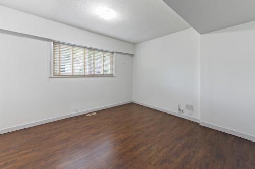 14770 60 Avenue, Surrey, BC - Indoor Photo Showing Other Room