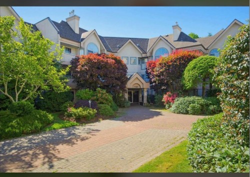 215-7151 121 Street  Surrey, BC V3W 0E7