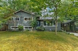14073 Antrim Road Surrey, BC V3R 5H8