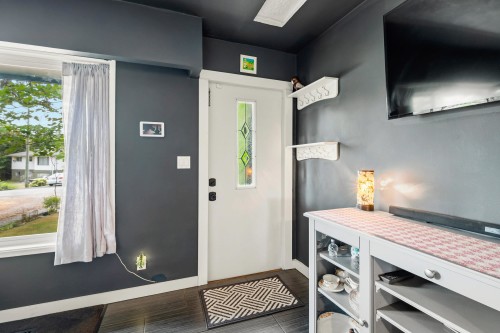 14073 Antrim Road, Surrey, BC - Indoor