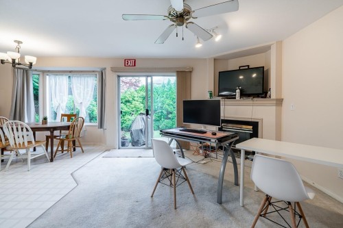 16355 108A Avenue, Surrey, BC - Indoor