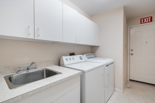 16355 108A Avenue, Surrey, BC - Indoor Photo Showing Laundry Room