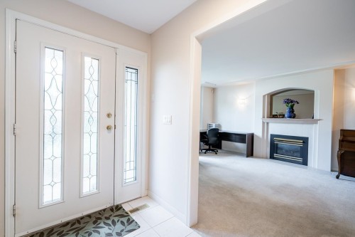 16355 108A Avenue, Surrey, BC - Indoor With Fireplace