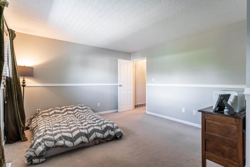 2253 Willoughby Way, Langley, BC 