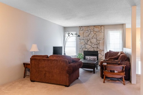 2253 Willoughby Way, Langley, BC 