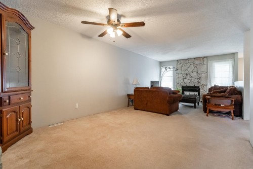 2253 Willoughby Way, Langley, BC 
