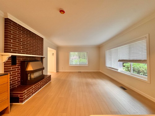 20861 72 Avenue, Langley, BC - Indoor With Fireplace