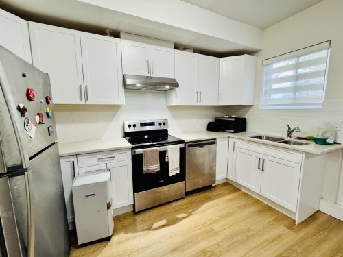 16781 20 Avenue, Surrey, BC 