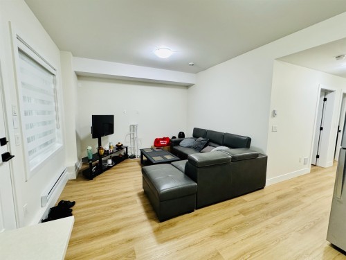 16781 20 Avenue, Surrey, BC 