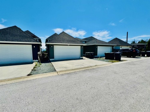 16781 20 Avenue, Surrey, BC 