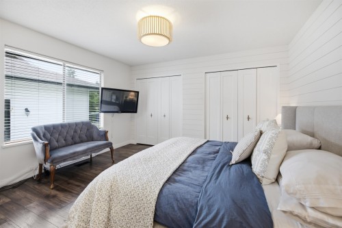 1970 Powell Crescent, Abbotsford, BC - Indoor Photo Showing Bedroom