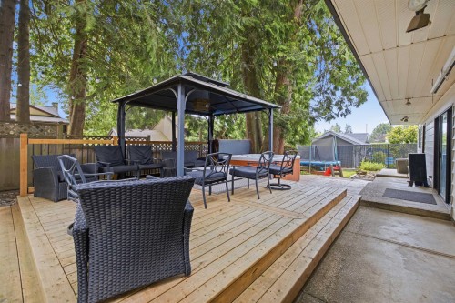 1970 Powell Crescent, Abbotsford, BC - Outdoor With Deck Patio Veranda With Exterior