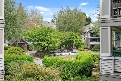 202-22015 48 Avenue, Langley, BC - Outdoor