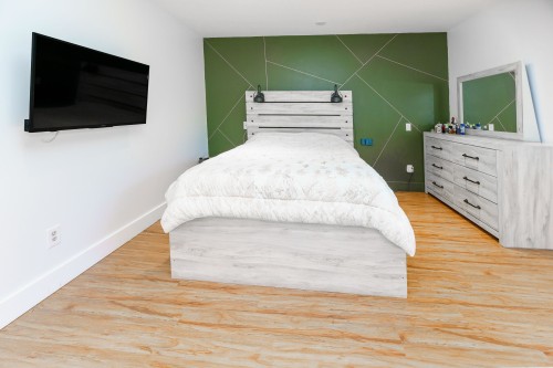 8843 Wooler Terrace, Mission, BC - Indoor Photo Showing Bedroom