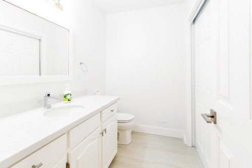 8843 Wooler Terrace, Mission, BC - Indoor Photo Showing Bathroom