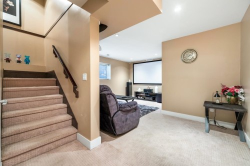 16334 25 Avenue, Surrey, BC - Indoor Photo Showing Other Room