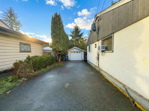 17834 60 Avenue, Surrey, BC - Outdoor With Exterior