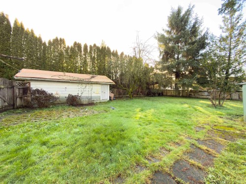 17834 60 Avenue, Surrey, BC - Outdoor With Backyard