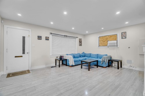17834 60 Avenue, Surrey, BC - Indoor