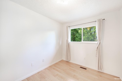20022 Grade Crescent, Langley, BC - Indoor Photo Showing Other Room